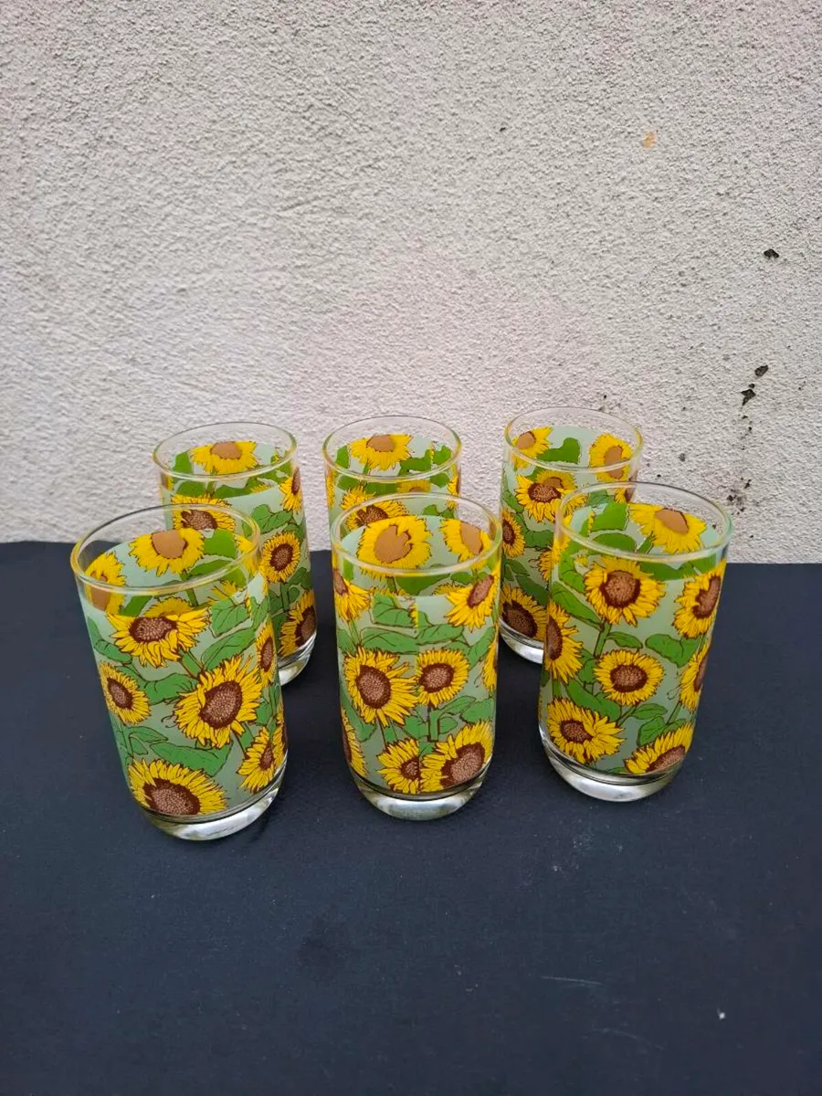 6 sunflowers glasses - Image 1