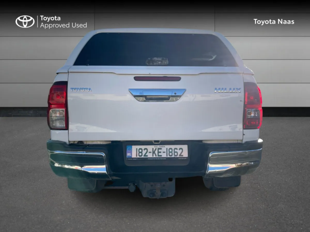 Toyota Hilux DOUBLE CAB SR5 4DR DREW - Image 4