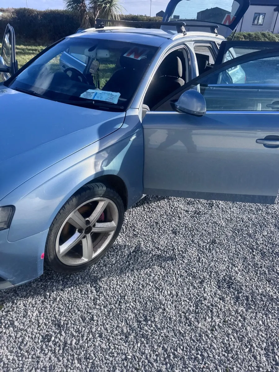 Audi A4 2009 - Image 3