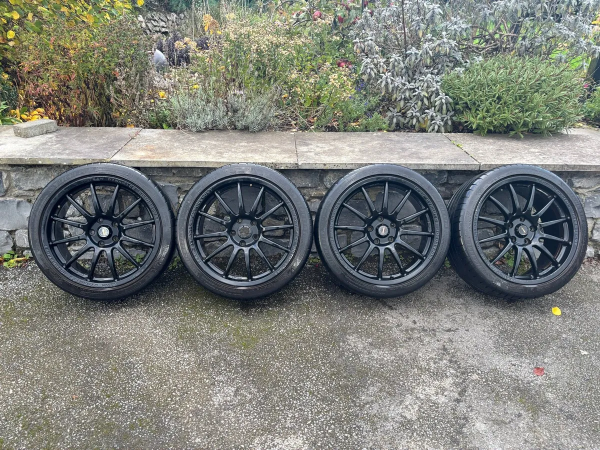 Team Dynamics Pro Race 5x112 18” - Image 1