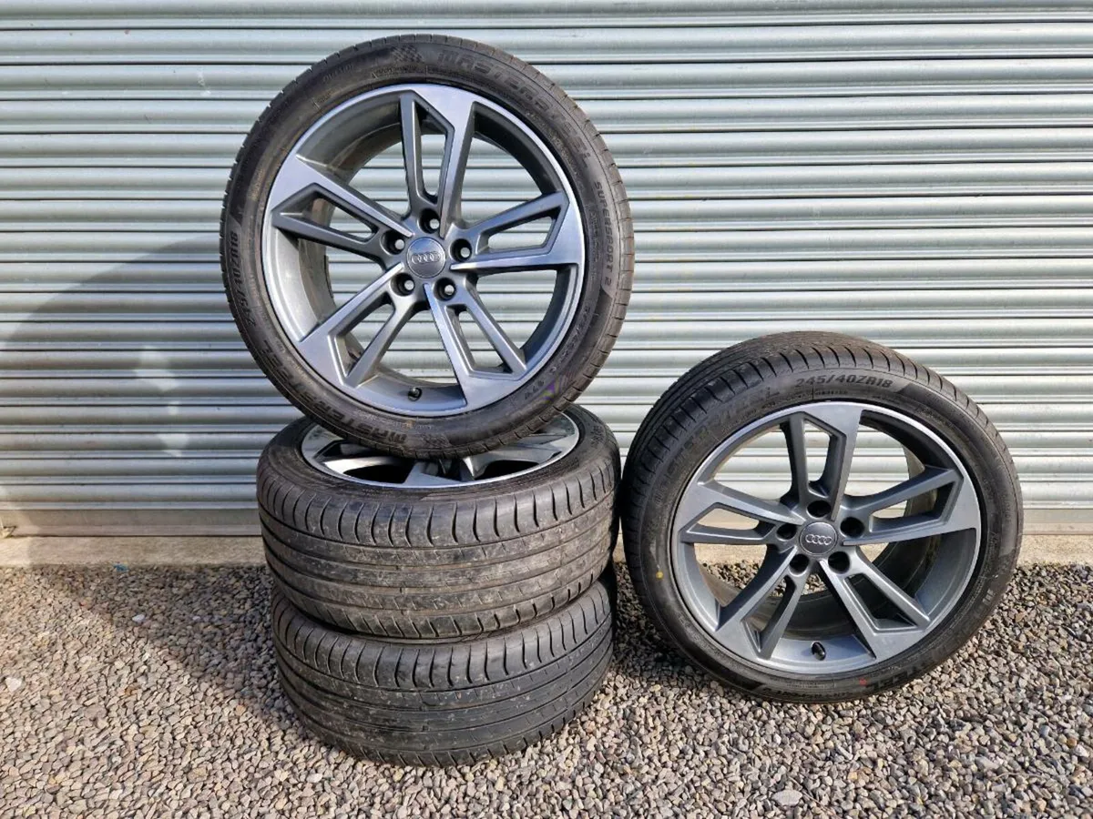 Audi A3 / A4 S-Line 18" ** Original ** - Image 2