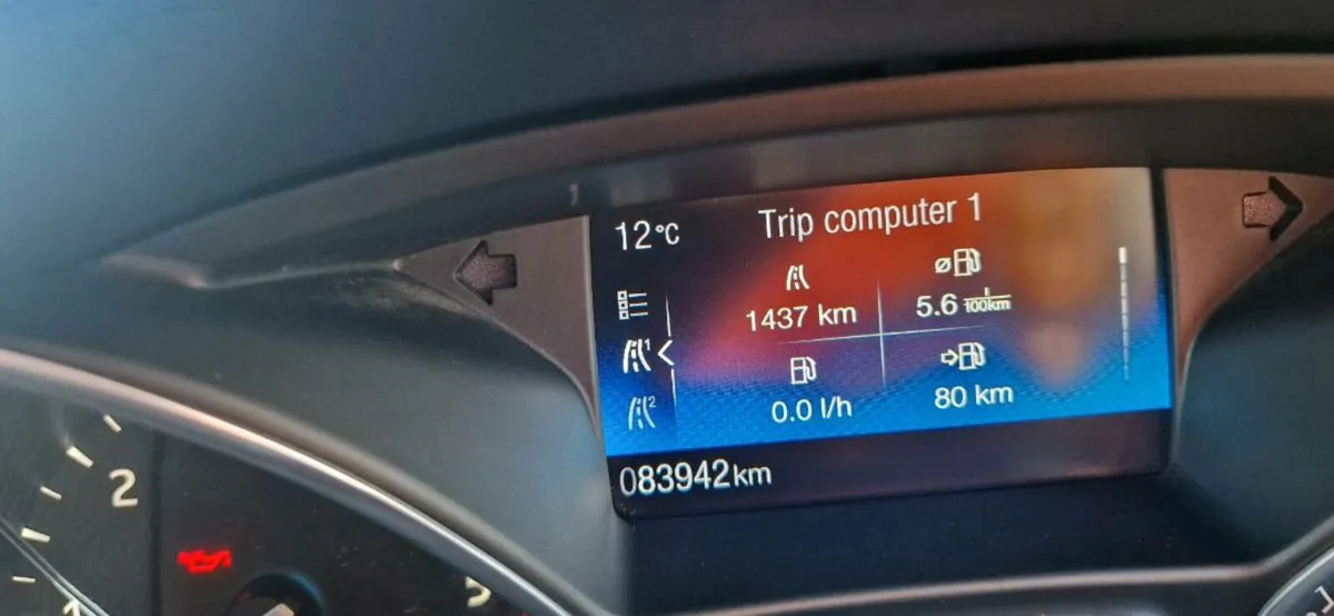 Ford grande c max - Image 2