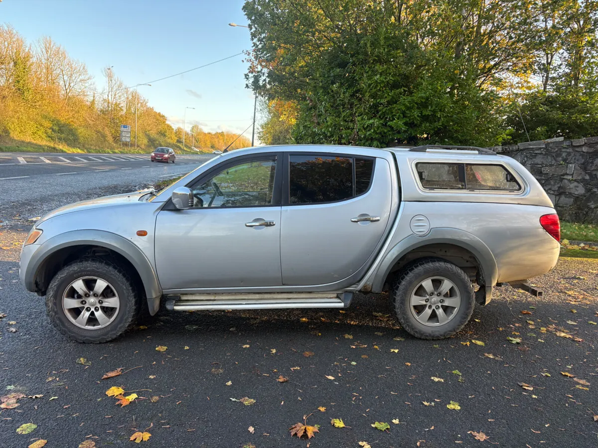 Mitsubishi L200 Crew cab 5 seats 333e tax !!!! - Image 4
