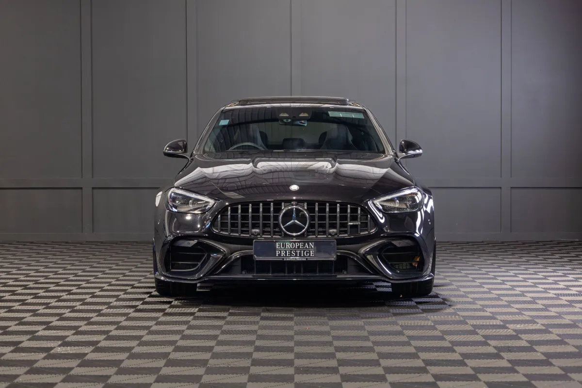 2024 Mercedes-Benz C63s AMG Night Edition Premium+ - Image 2