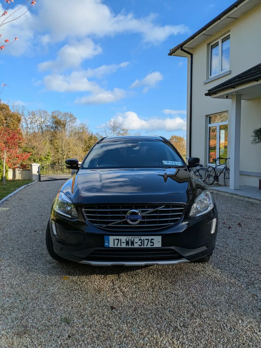 Volvo XC60 2017 - Image 1