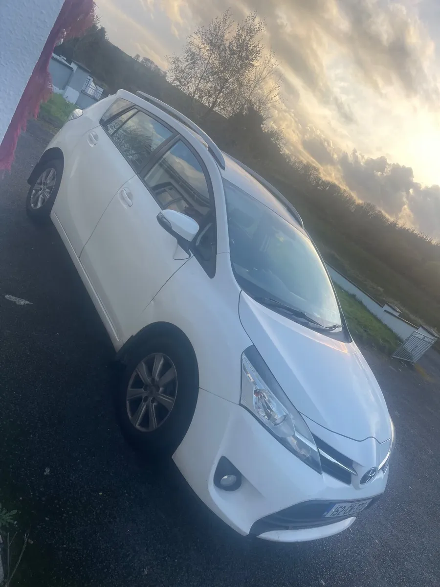 Toyota Verso 2015 - Image 2