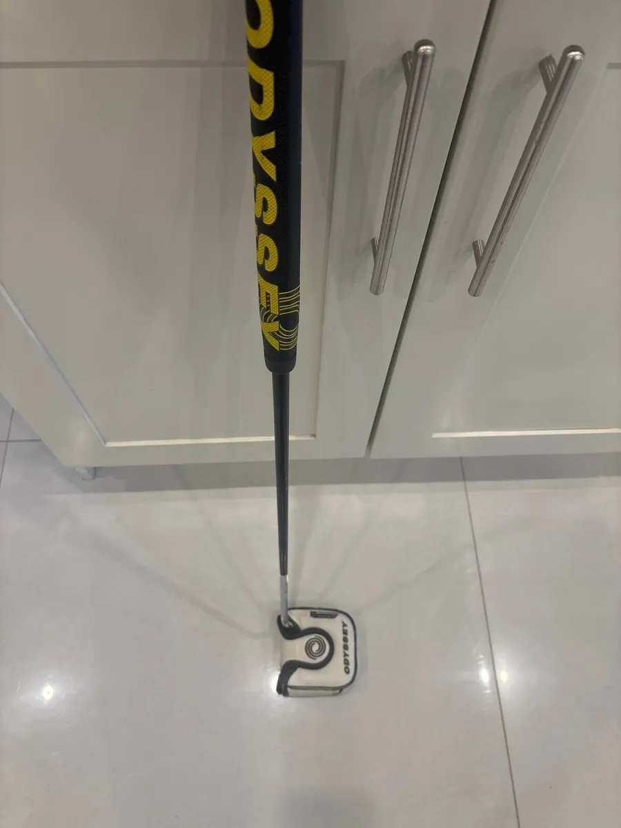 Left handed putter - Image 1