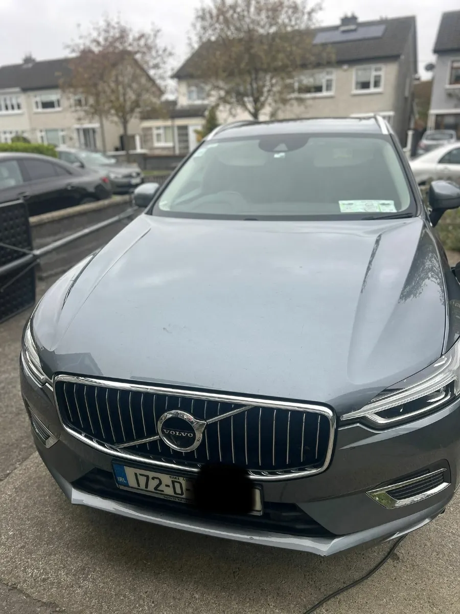 Volvo XC60 2017 - Image 2