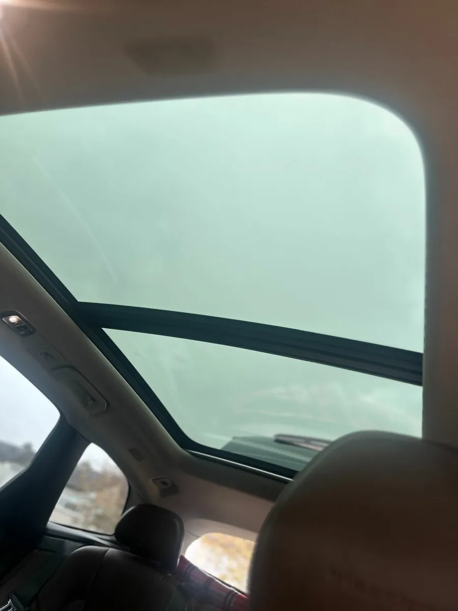 Volvo XC60 2017 - Image 4