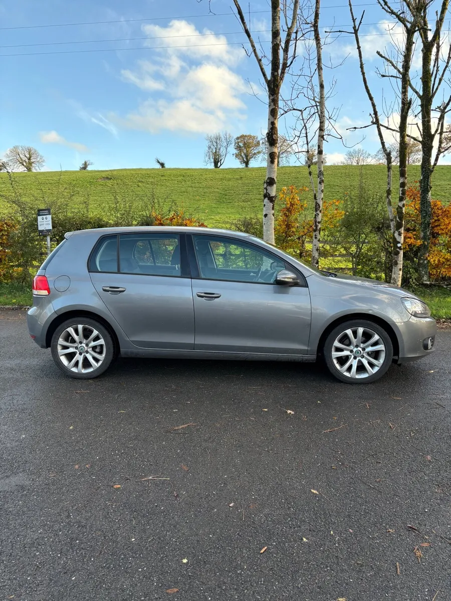 Volkswagen Golf 2010 - Image 4