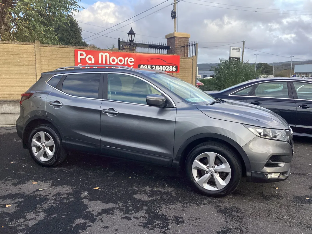 Nissan Qashqai ** ONLY 103KMS * F.S.H - Image 3
