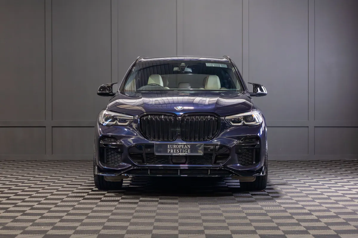 2022 BMW X5 X-Drive 45e M-Sport - Image 2