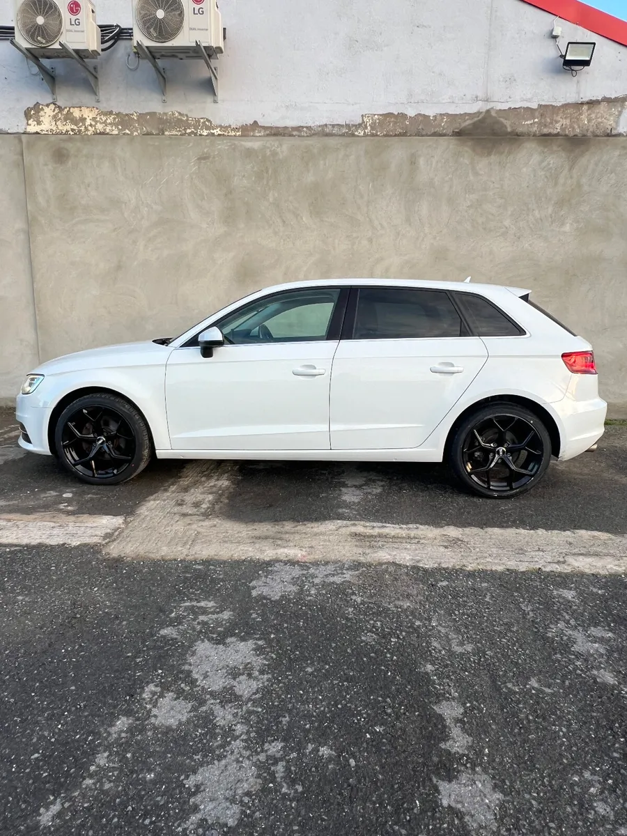 Audi A3 Automatic 1.4 TFSI - Image 4