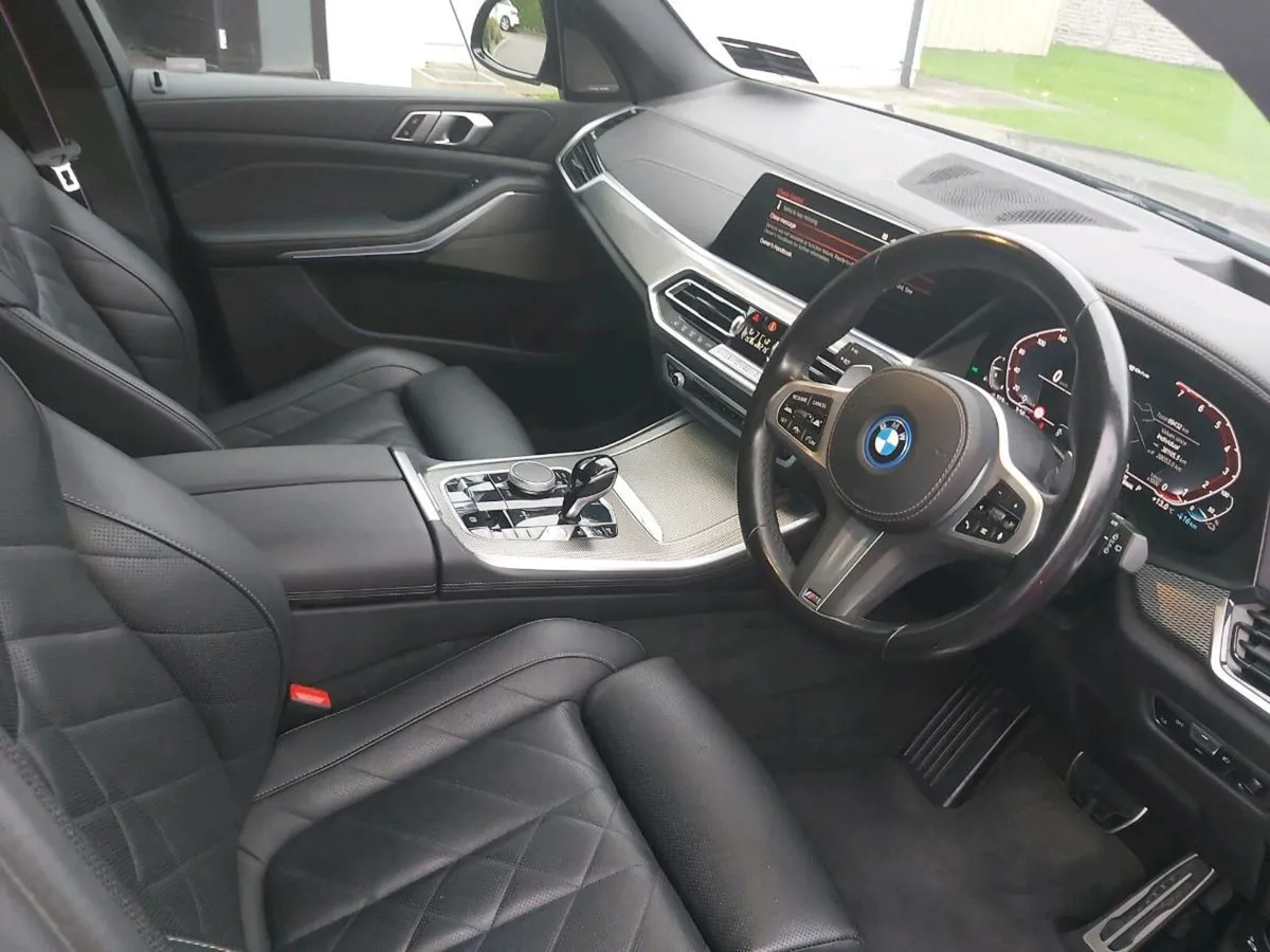 222 BMW X5 45e M sport - Image 4