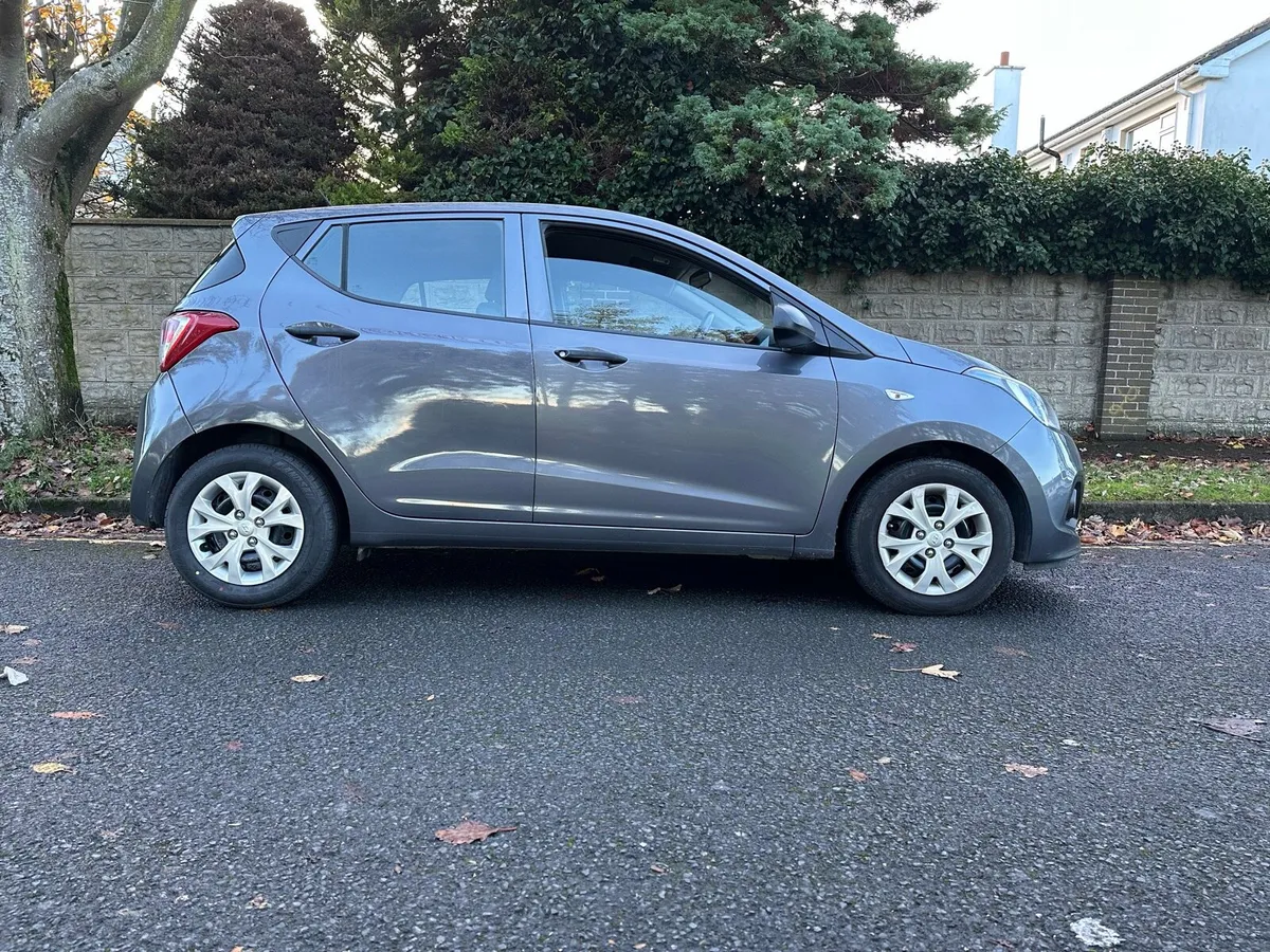 Hyundai i10 NCT 05/26 - Image 1
