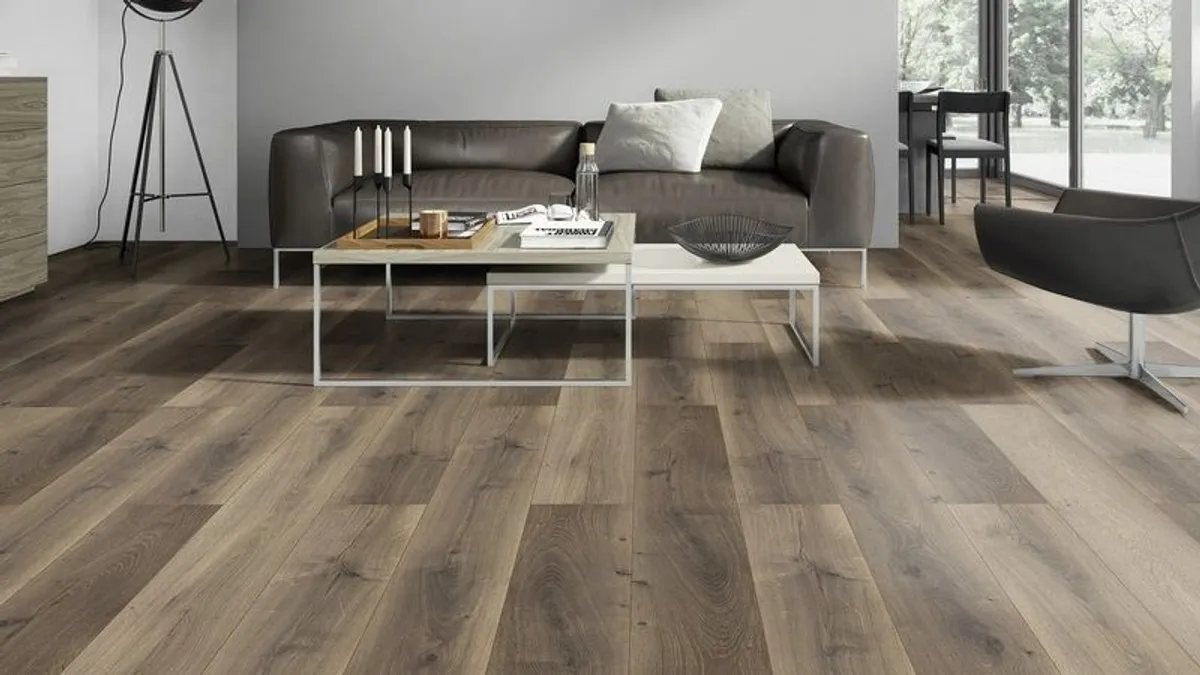 Laminate flooring - AC4 Errigal Brown Oak - End of Line Special - Image 1