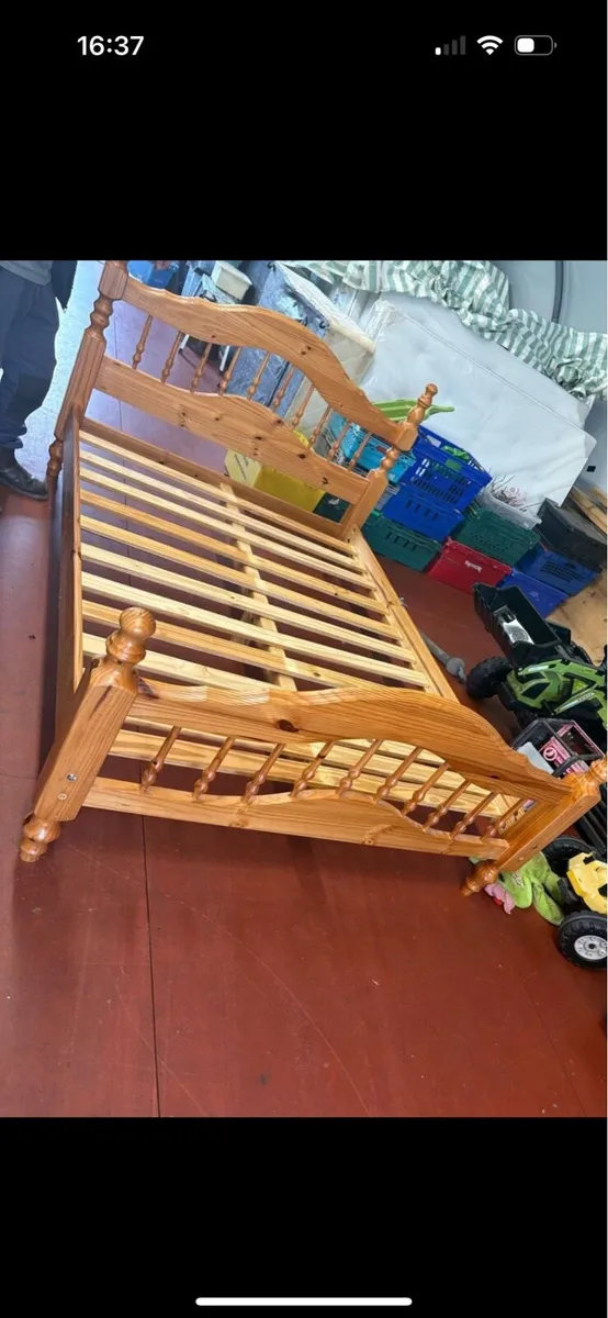 Pine Double bed frame - Image 2