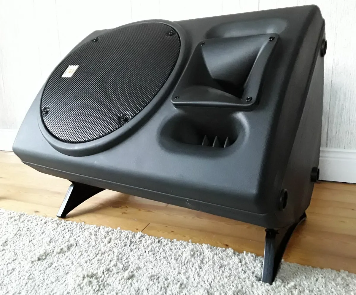 PA Gig Equipment (or for Parish Hall) - Image 4