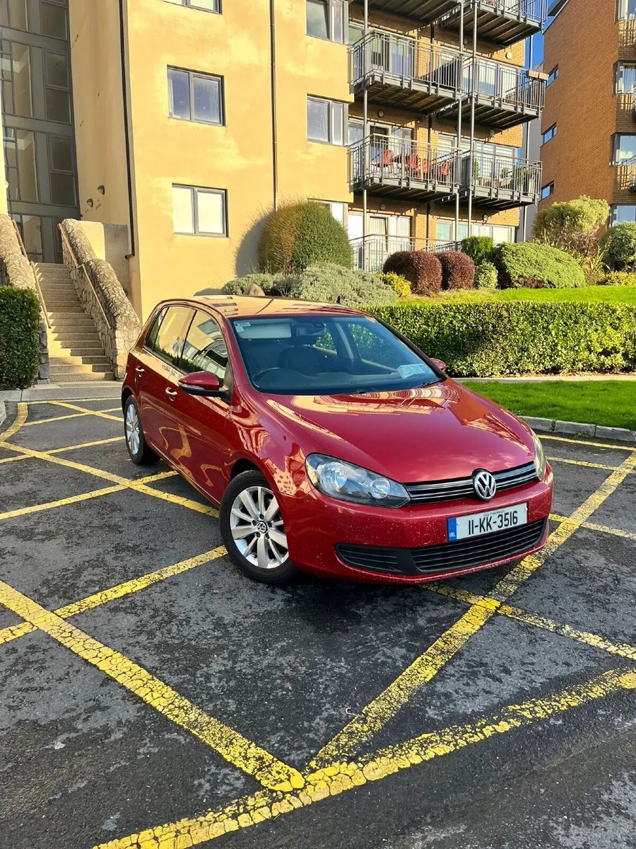 Volkswagen Golf Match 2011 - Image 2