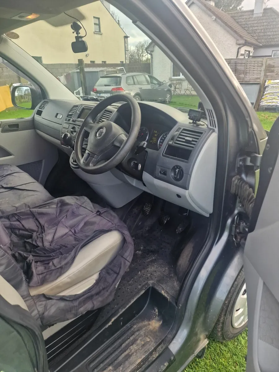 Volkswagen Transporter 2012 - Image 3
