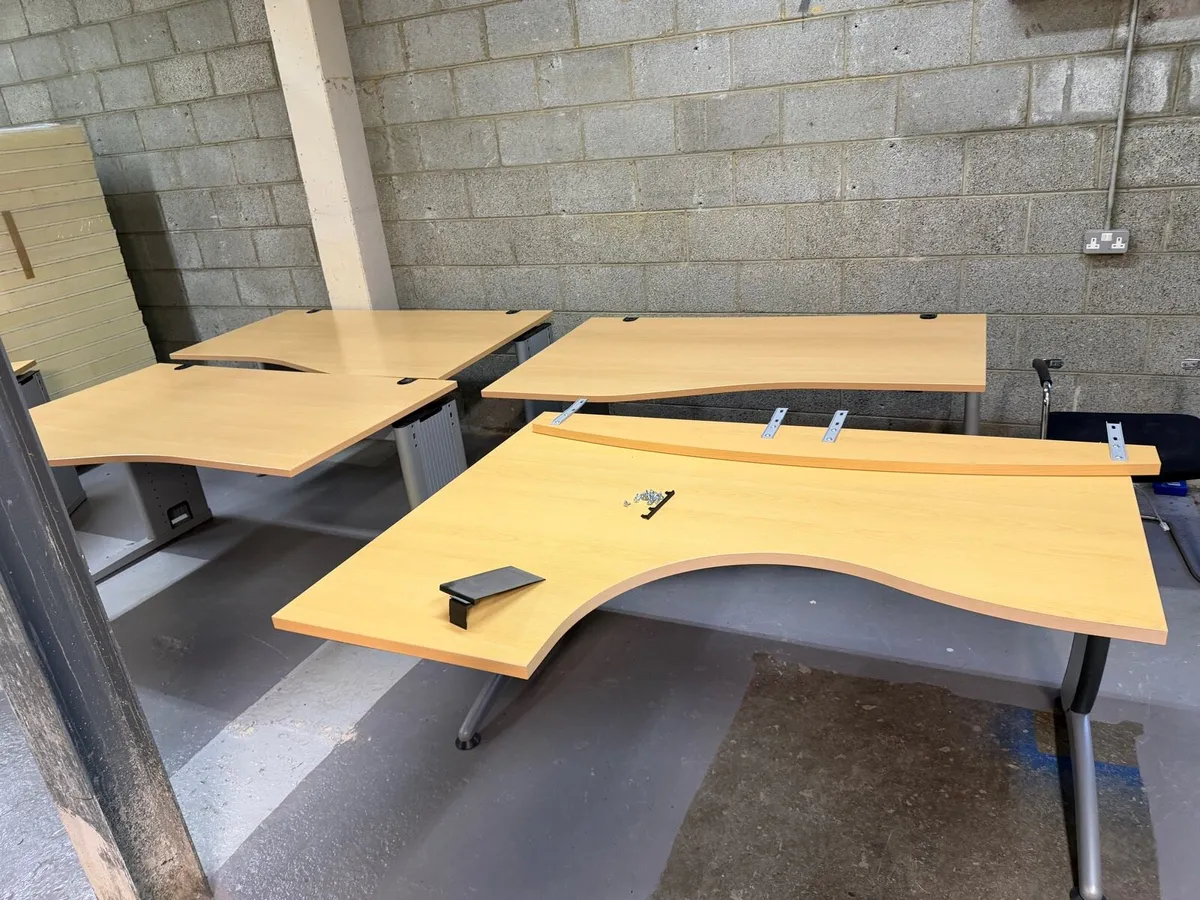 Office Desks & Meeting Table - Image 1