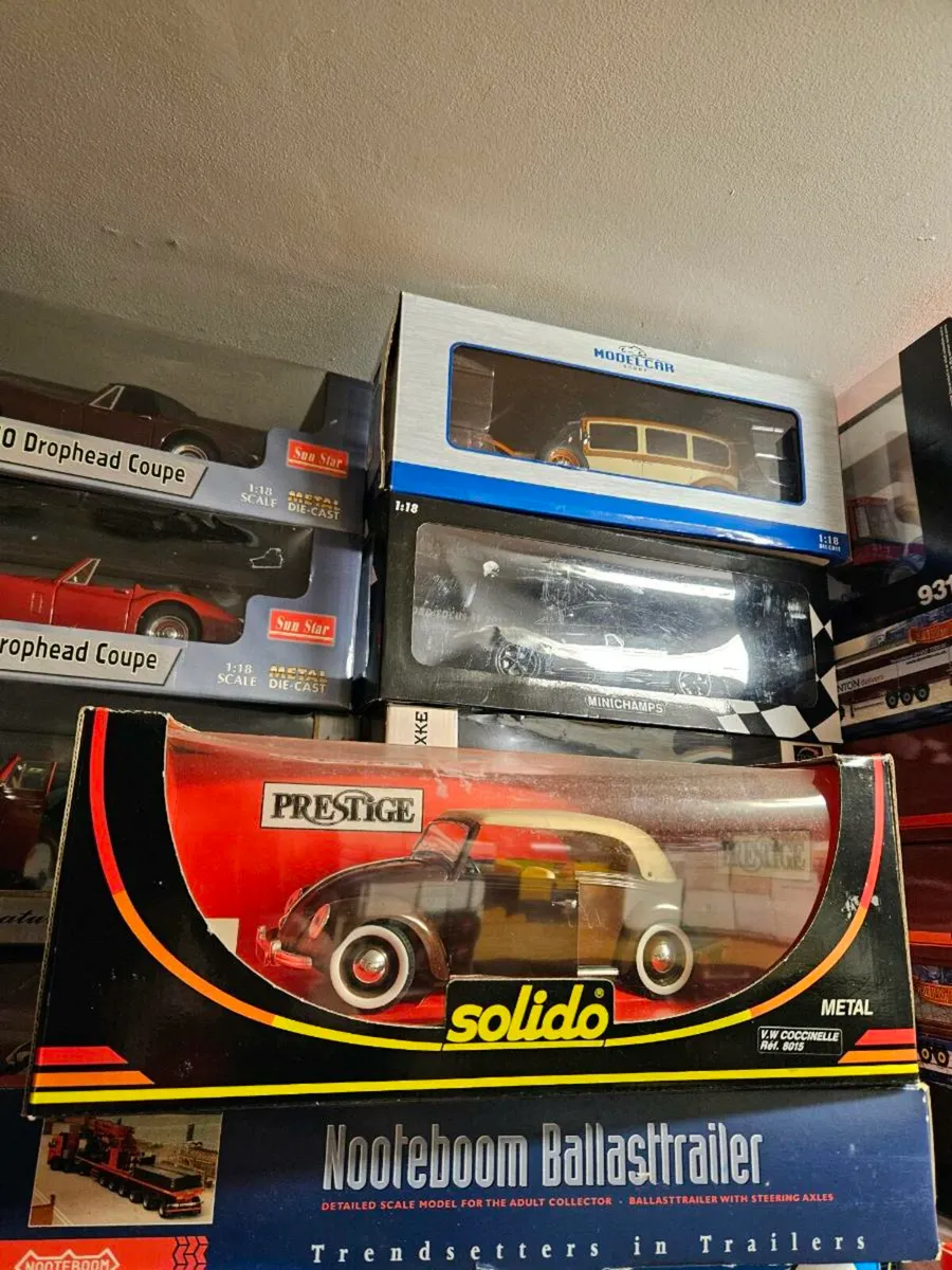 Corgi Solido VW Beetle 1.18 - Image 1