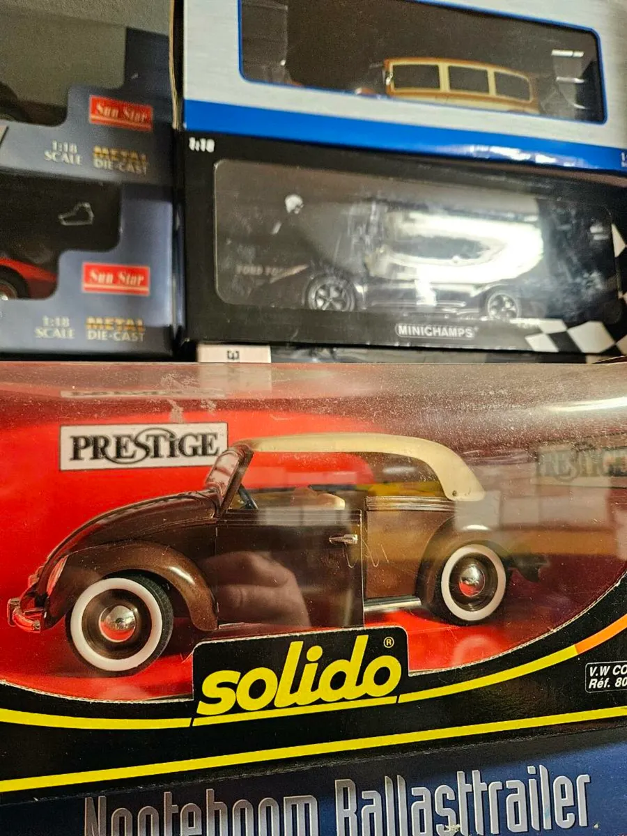 Corgi Solido VW Beetle 1.18 - Image 2