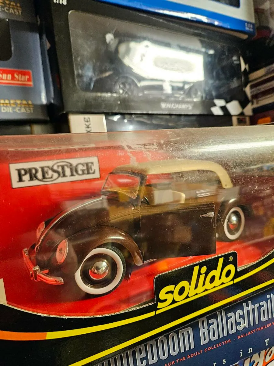 Corgi Solido VW Beetle 1.18 - Image 4