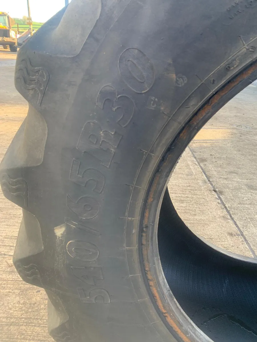 540/65 R30 Tractor Tyre 30% Good - Image 2