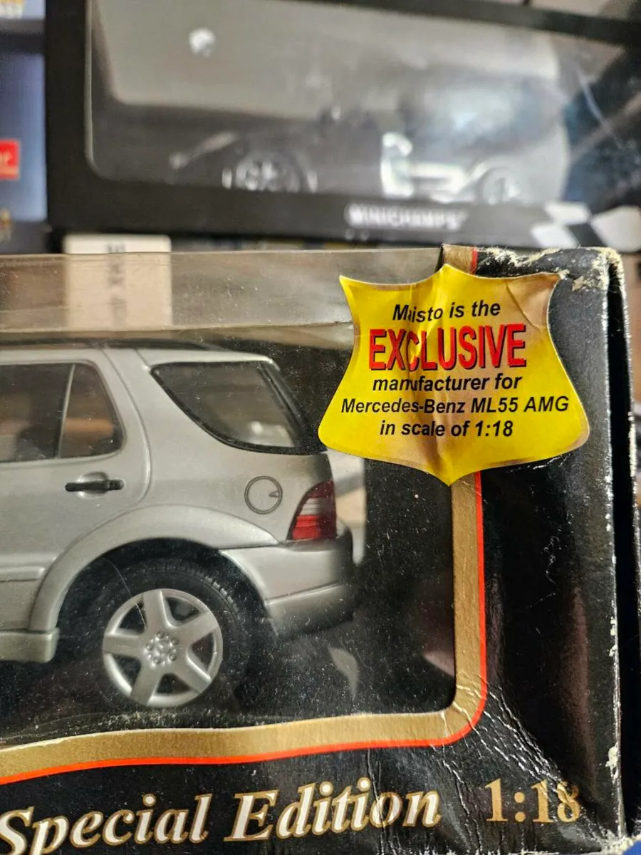 Corgi Maisto Mercedes 1.18 4x4 - Image 4