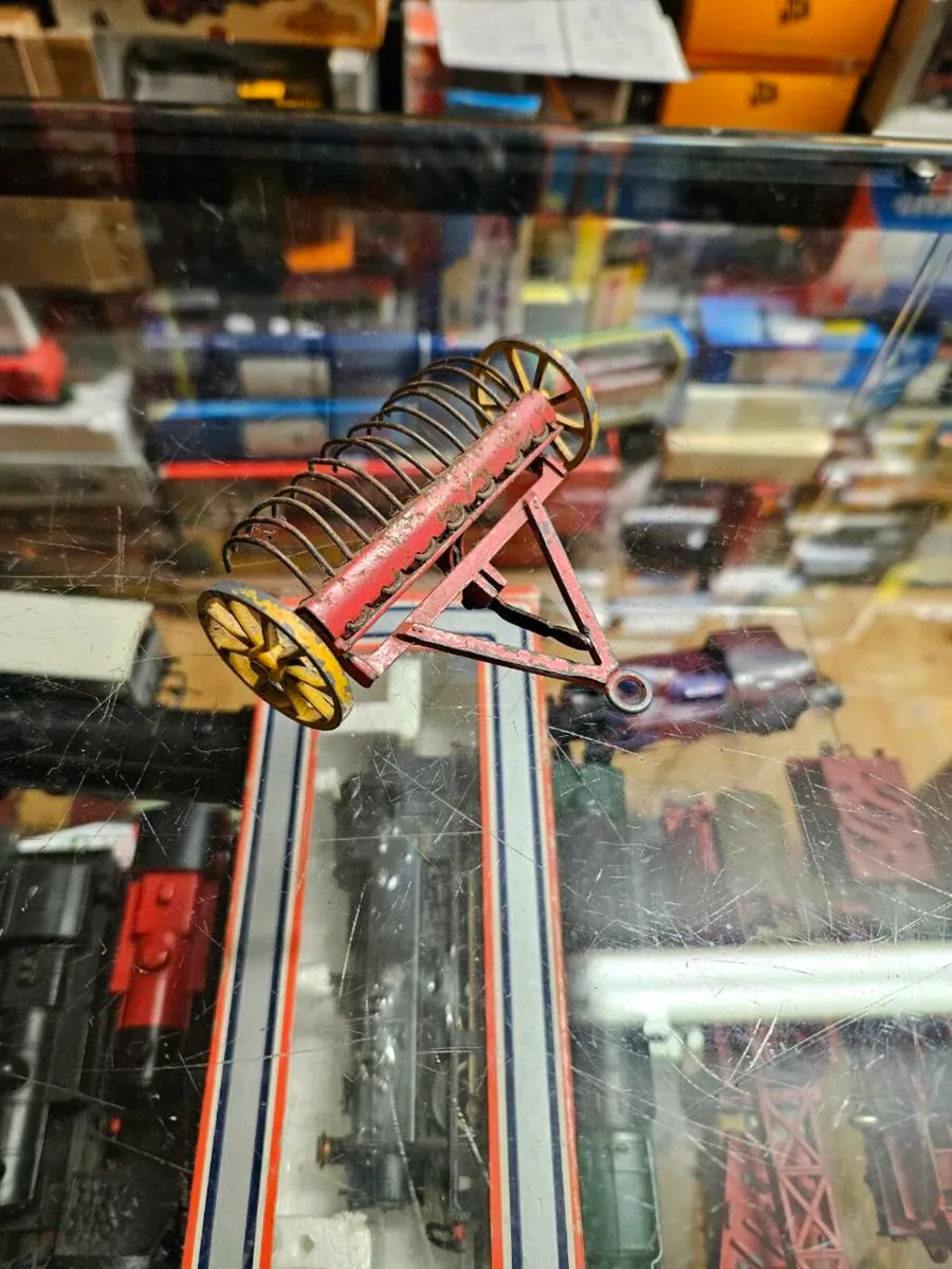 Dinky 1950's Farm Rake - Image 1