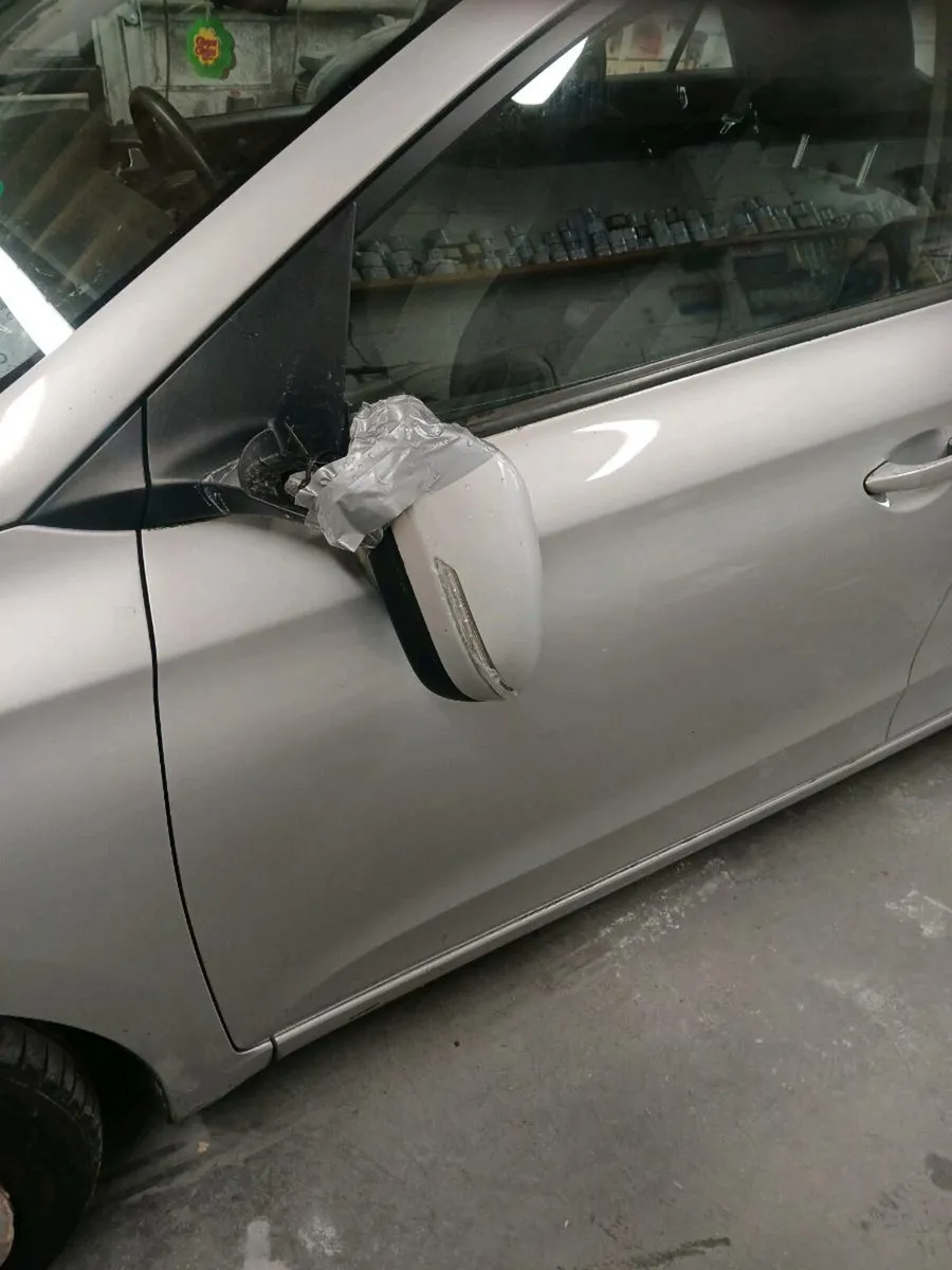 Hyundai i20 - Image 2