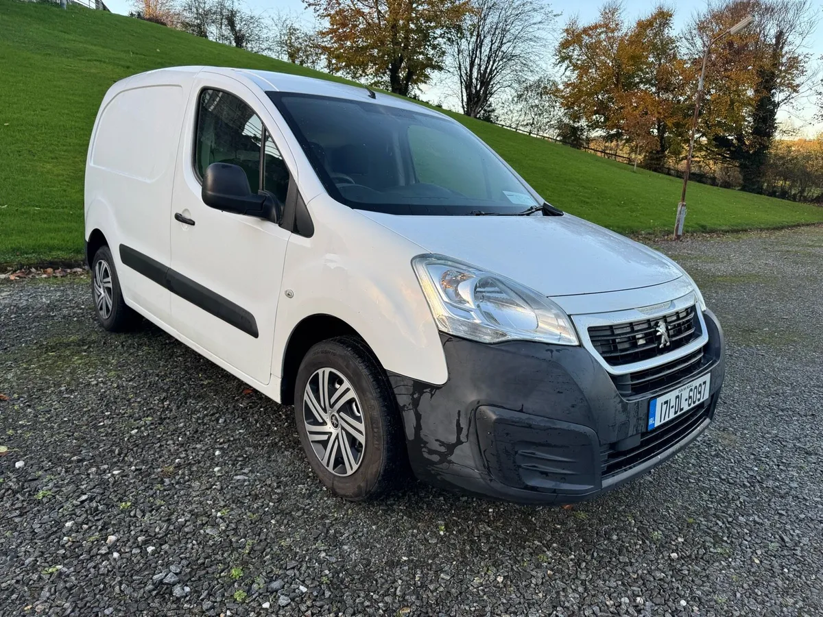 2017 Peugeot partner (€6200) - Image 1