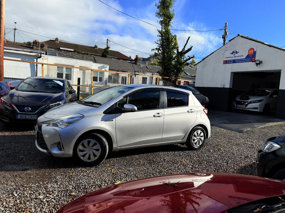 2018 Toyota Vitz Hybrid (low mileage ) - Image 4