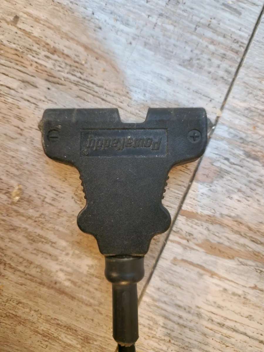 PowerKaddy Automatic Battery Charger - 12v 4A Dc 2 - Image 2