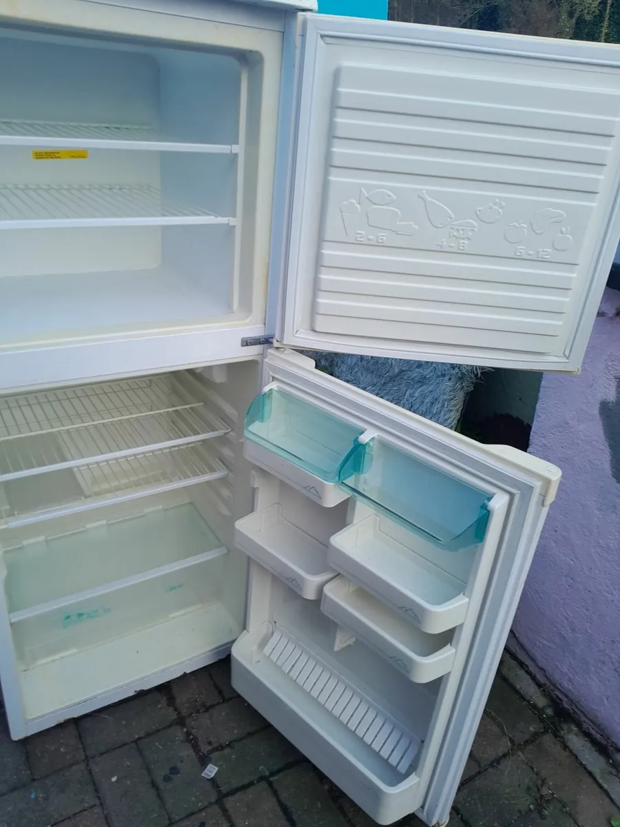 beko fridge freezer - Image 4