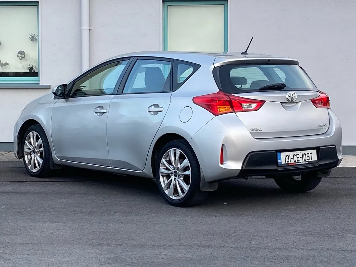 Toyota Auris 1.4d NCT 09-26 - Image 4