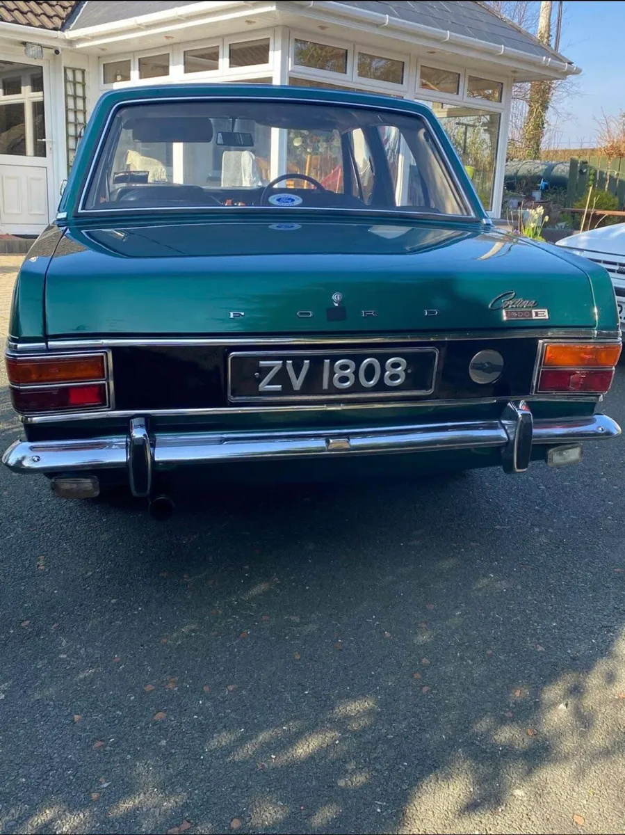 Ford Cortina 1600E - Image 4