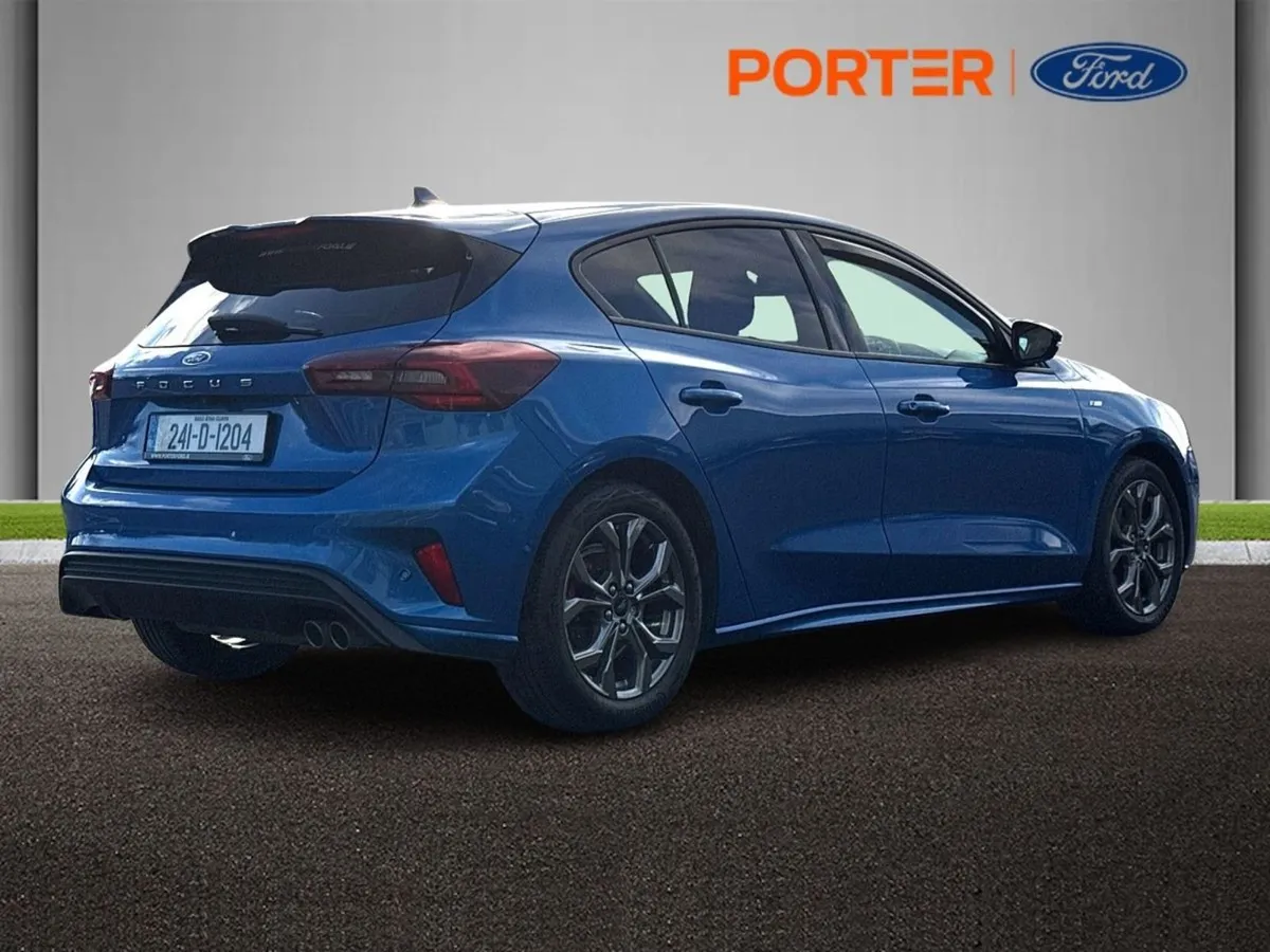 Ford Focus 1.0t Mhev ST Line 125PS - Image 3