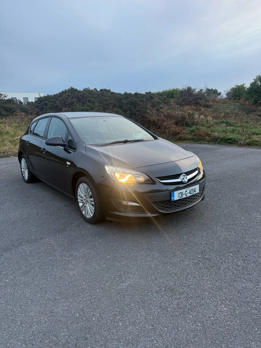 Opel Astra - Image 1