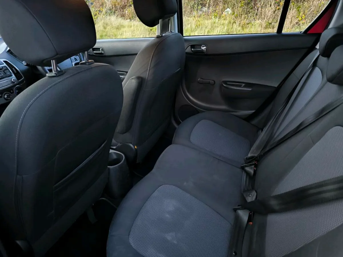 Hyundai i20 - Image 3