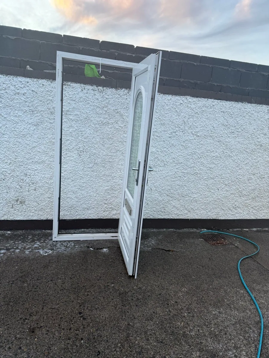 Pvc front door - Image 3