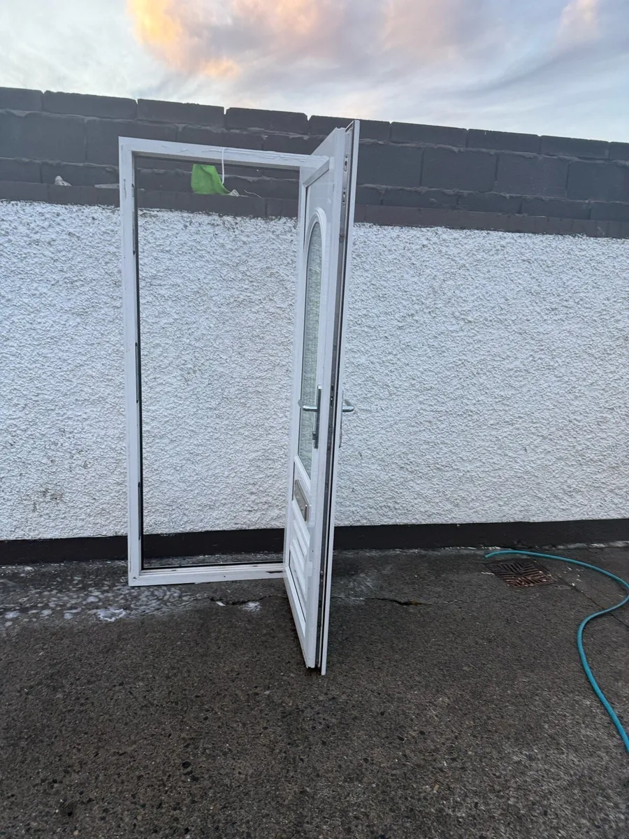Pvc front door - Image 4