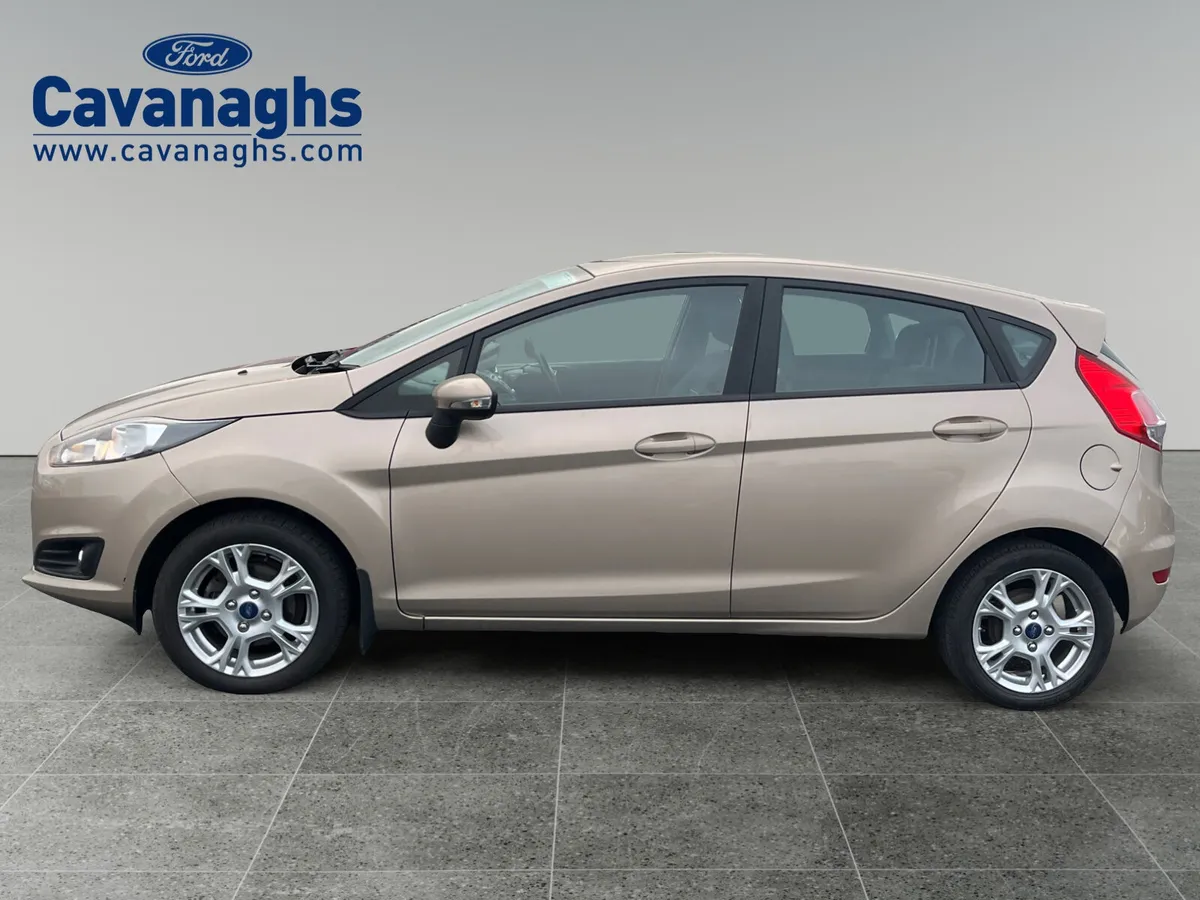 2016 Ford Fiesta Zetec 1.5 75ps M5 5dr - Image 2