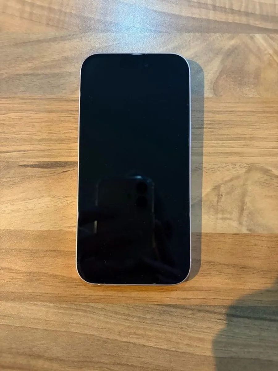 Mint Condition iPhone 15 - Image 1