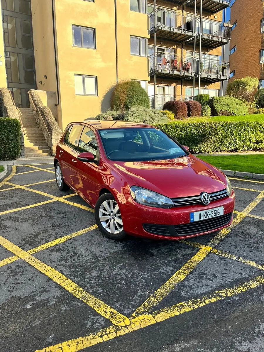 Volkswagen Golf Match 2011 - Image 1