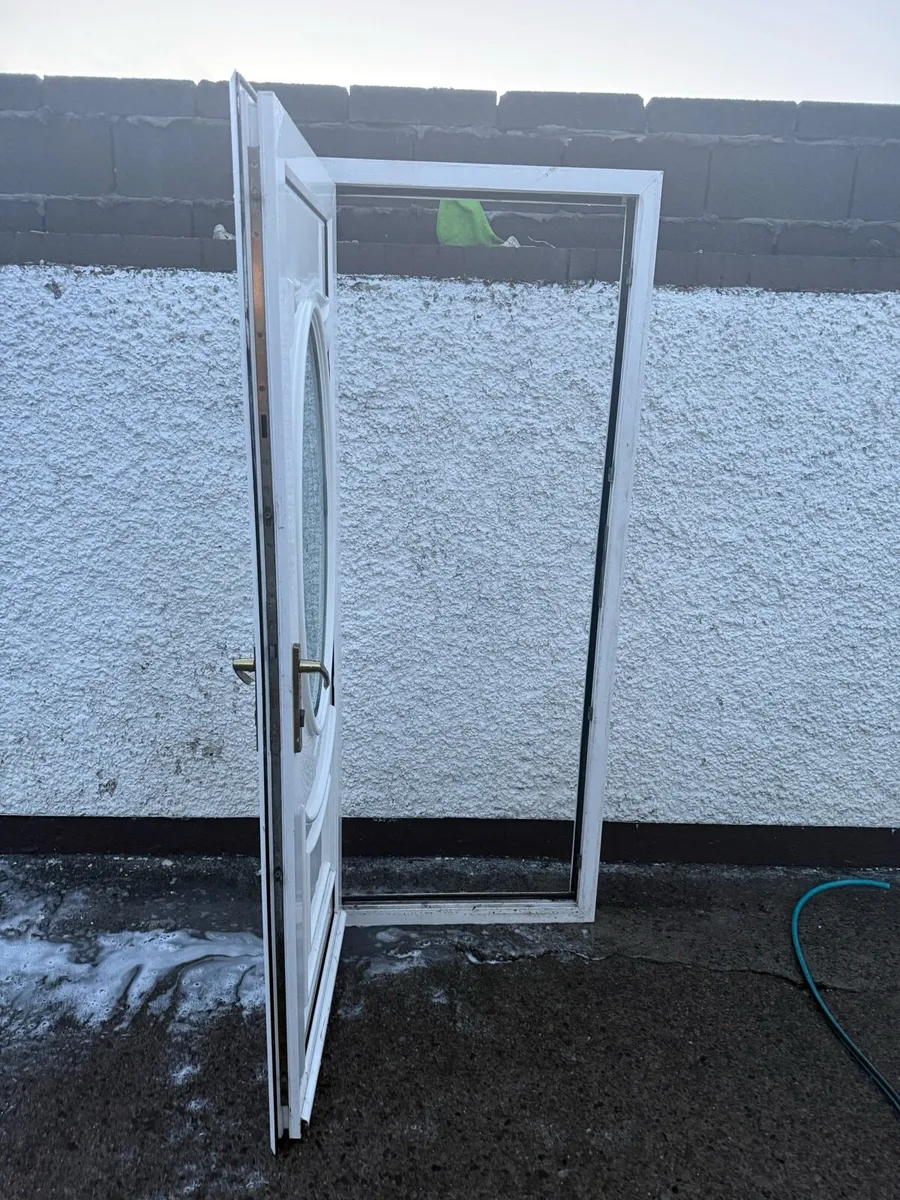 Pvc front door - Image 3