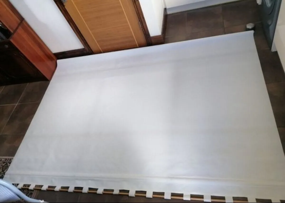 Extra Large Blind - Image 1