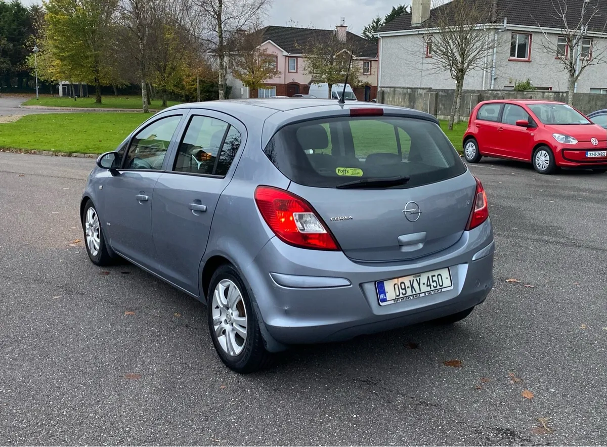 09 Opel Corsa. 1.2 Petrol. €950 Or Nearest Offer. - Image 4