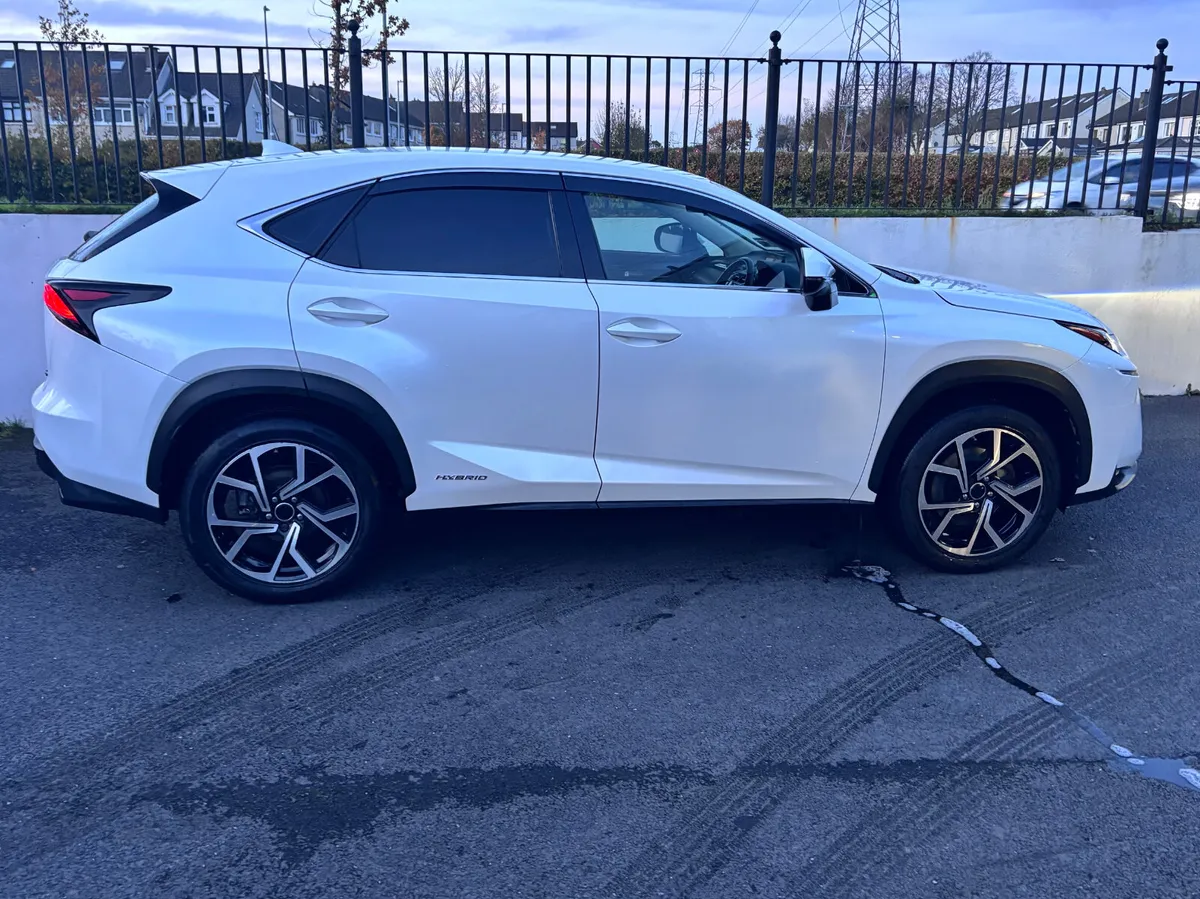 LEXUS NX 300H 2.5 S E 5DR AUTO 2WD 194HP NX300H - Image 3